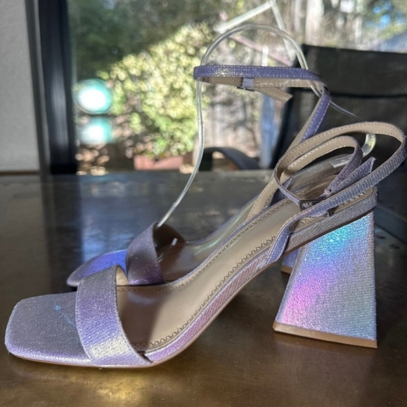 BP Shimmer Chunky Heels Size 9 Lilac Parker Ankle Strap Triangular Heels - Picture 8 of 10